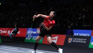 Tunggal putri Indonesia Putri Kusuma Wardani lolos ke perempat final All England 2026.Putri KW mengalahkan Kim Ga Eun dari Korea dengan dua game langsung 25-23 dan 21-15 di Utilita Arena Birmingham, Inggris, Kamis (5/3). (foto: PBSI)