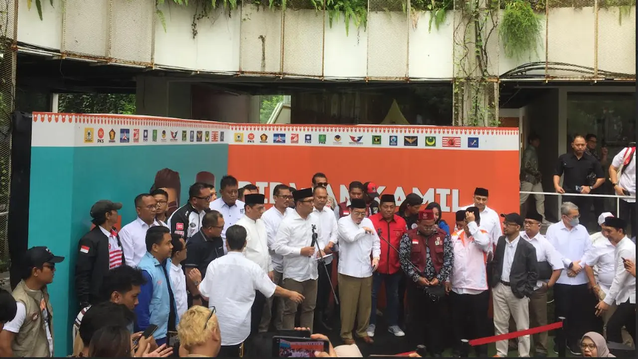 Pasangan calon gubernur dan wakil gubernur nomor urut 1, Ridwan Kamil-Suswono (RIDO) menerima hasil Pilkada Jakarta 2024, Jumat (13/12/2024).