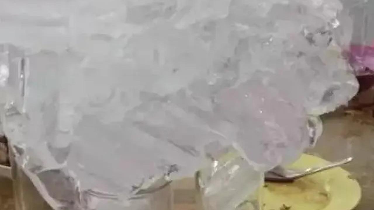 10 Potret Kocak Orang Minum Es Teh di Cuaca yang Panas Ini Bikin Tepuk Jidat