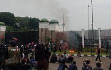 Penjelasan Satpol PP Bongkar Paksa Tenda Demonstran Tolak Pengesahan UU TNI di Depan Gedung DPR