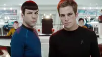 William Shatner dan Leonard Nimoy dikenal sebagai aktor utama di film-film lawas Star Trek, bakal muncul di Star Trek 3.