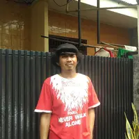 Muzakkir, pemilik rumah yang diguyur hujan misterius di Tebet, Jakarta Selatan (Liputan6.com/ Rezki Apriliya Iskandar)