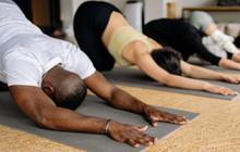 5 Pose Yoga yang Terbukti Membantu Meningkatkan Kesuburan dan Menenangkan Pikiran