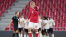 Pemain Denmark, Kasper Dolberg, tampak kecewa usai ditaklukkan Belgia pada laga UEFA Nations League di Stadion Parken, Minggu (6/9/2020). Belgia menang 2-0 atas Denmark. (Liselotte Sabroe/Ritzau Scanpix via AP)