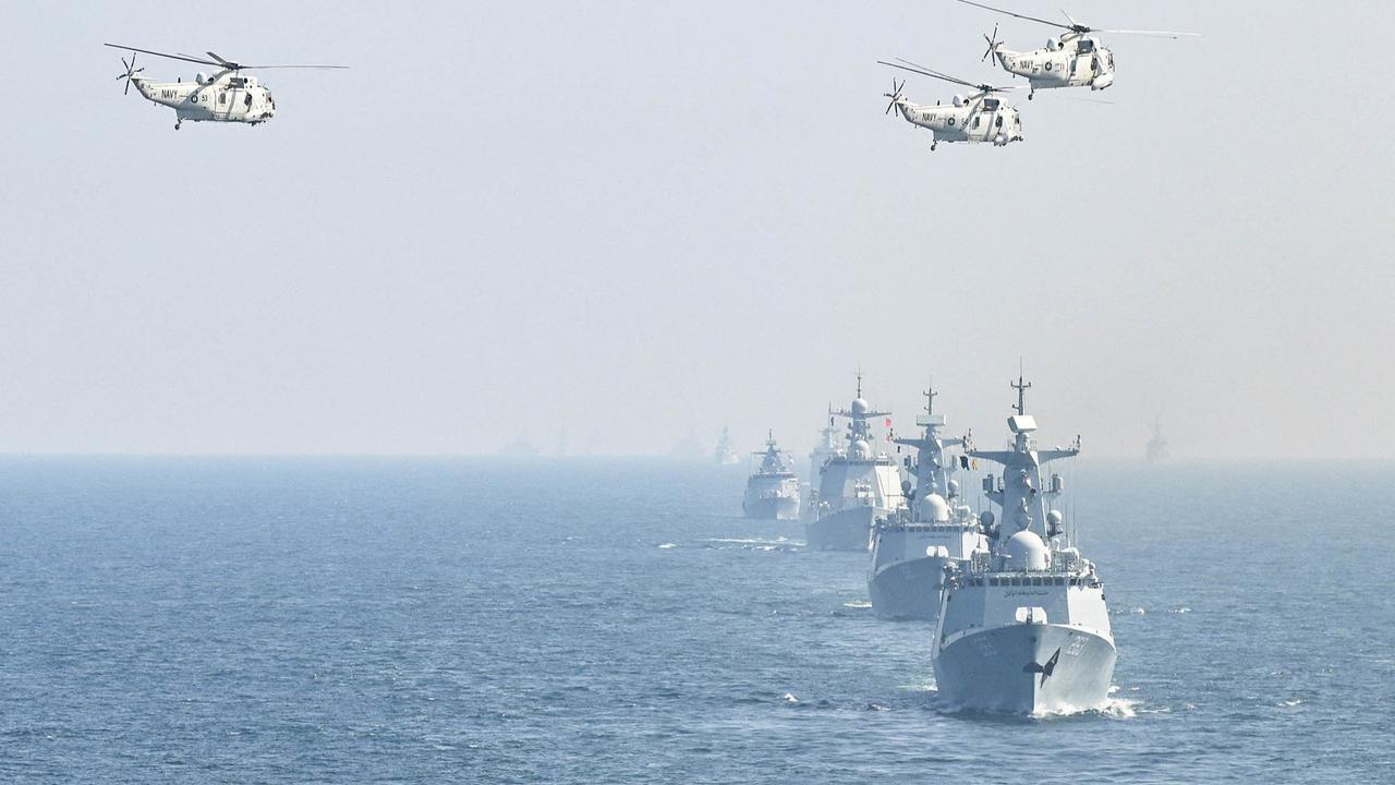 Kapal Perang TNI AL KRI Bung Tomo Ikuti Aman Exercise di Pakistan