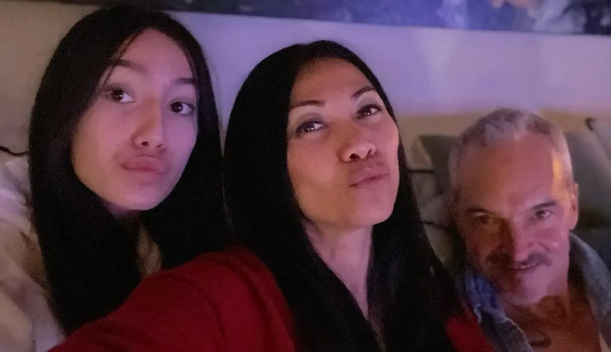 Anggun C Sasmi dan anaknya, Kirana (Instagram/anggun_cipta)