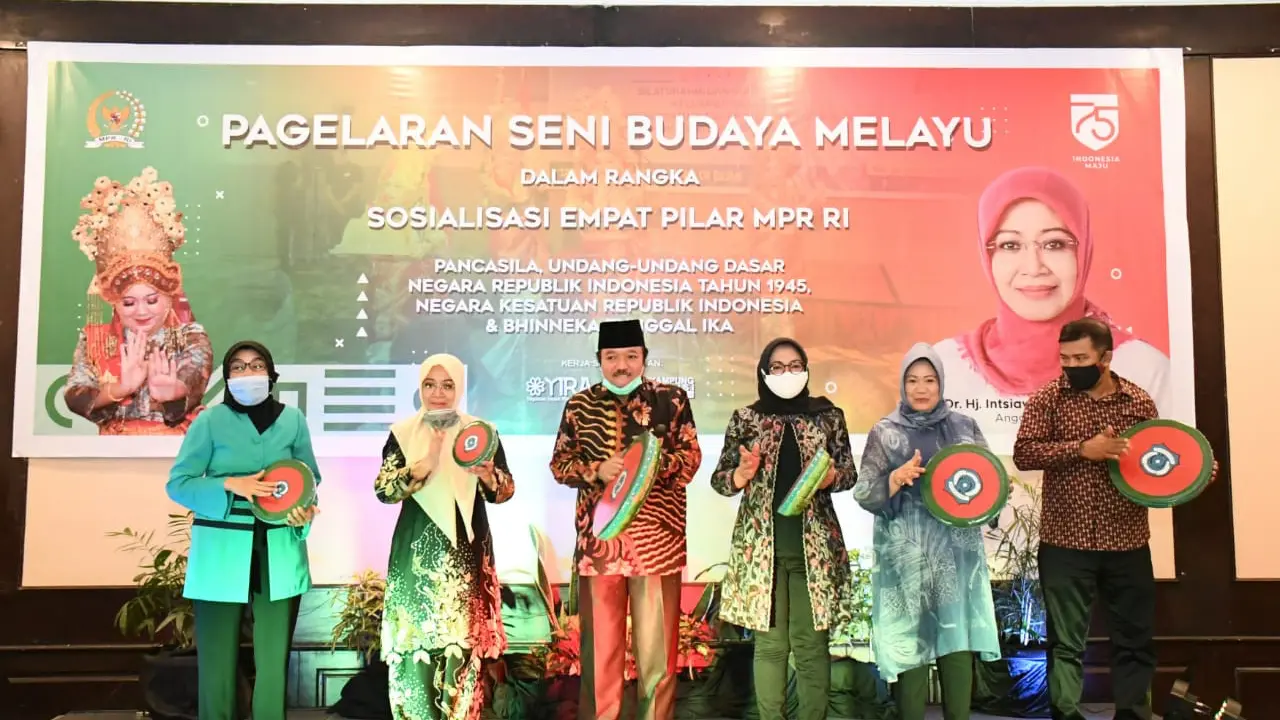 Sosialisasi Empat Pilar MPR Lewat Pagelaran Seni Budaya Melayu 
