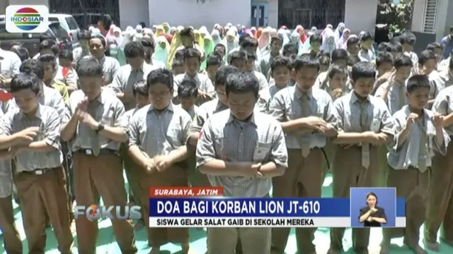 Siswa SMP Muhammadiyah Surabaya Doa Bersama Bagi Korban Lion Air