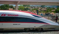 Hingga pertengahan Oktober 2023, tiket Kereta Cepat Whoosh masih digratiskan untuk masyarakat. (BAY ISMOYO/AFP)