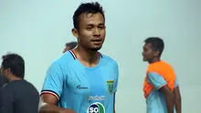 Arif Satria, kapten Persela di musim 2019. (Bola.com/Zaidan Nazarul)