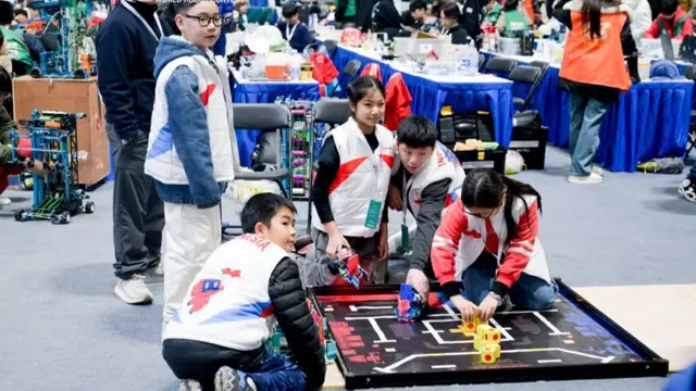 Prestasi membanggakan kembali ditorehkan pelajar Indonesia tampil pada ajang World MakeX Robotics Competition 2026 di Kota Wuxi, Provinsi Jiangsu, China.