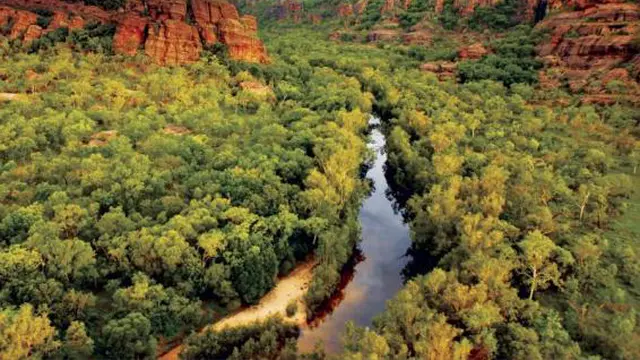 8 Taman Nasional Tercantik di Muka Bumi