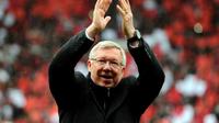 Sir Alex Ferguson (c) AFP