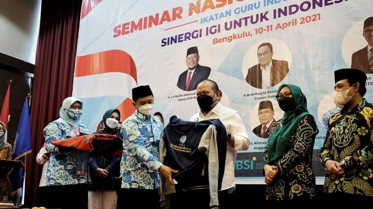 Ketua DPD RI Sampaikan Dua Fokus Utama untuk Menjawab Tantangan Bonus Demografi