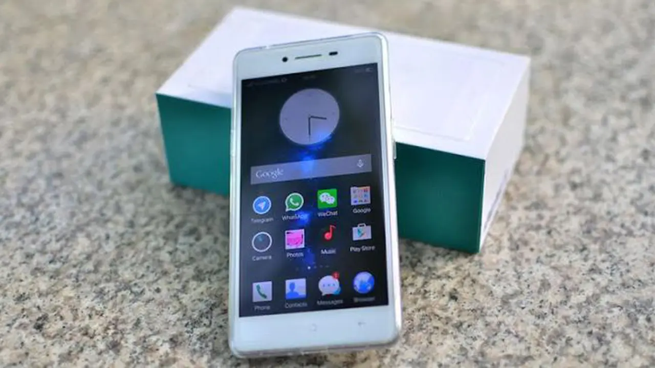 Siap-siap, Pre-order Oppo R7 Segera Dibuka