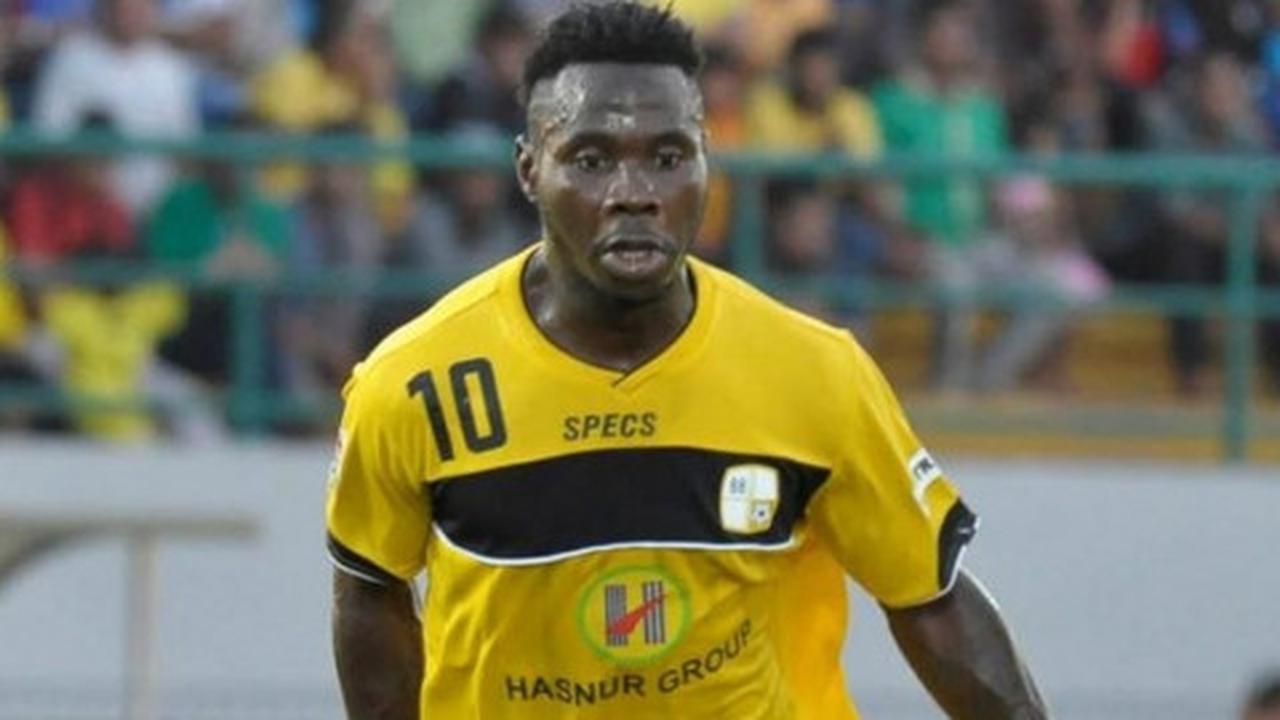 Semen Padang bakal diperkuat James Koko Lomell