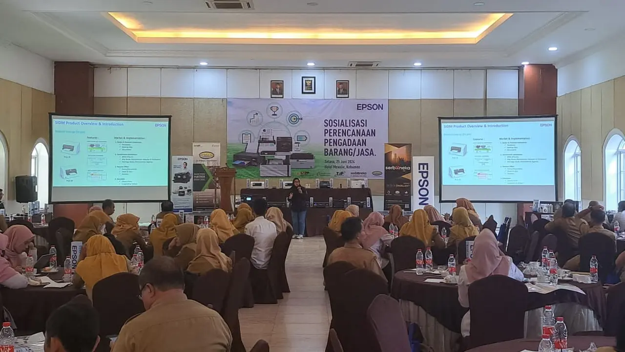 sosialisasi dengan tema “Kompetensi SDM Pengadaan Barang/Jasa dan Peningkatan Penggunaan Produk Dalam Negeri (P3DN) dalam Pengadaan Barang/Jasa Pemerintah” di Hotel Mexolie Kebumen (Istimewa)