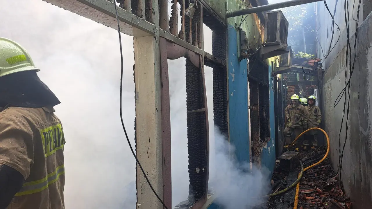 Kebakaran rumah tinggal di Koja, Jakut.