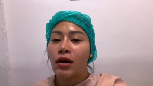7 Potret Transformasi Farida Nurhan Sebelum dan Sesudah Oplas, Manglingi