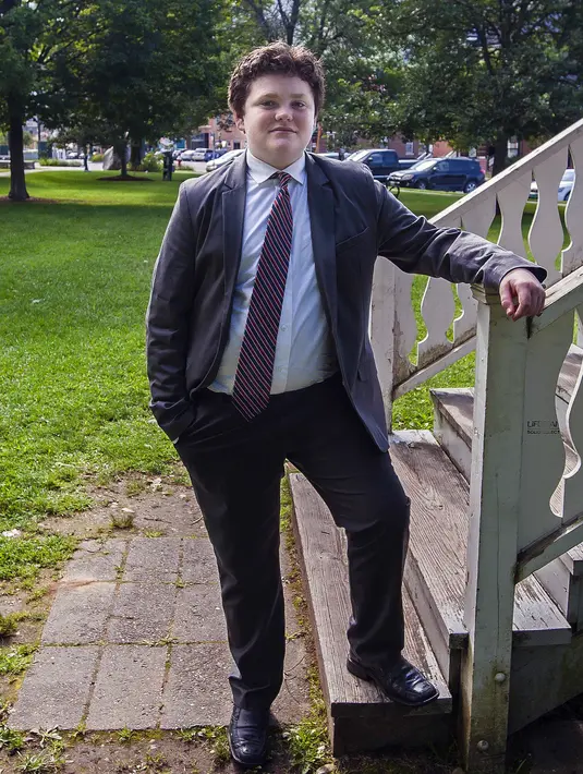 File foto pada 24 Agustus 2017 memperlihatkan Ethan Sonneborn yang mencalonkan diri sebagai gubernur di Vermont. Dalam situs web-nya, disebutkan Remaja 14 tahun itu merupakan seorang juara di sekolahnya. (Glenn Russell/The Burlington Free Press via AP)