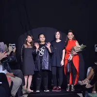 Busana travel yang trendi rancangan dua desainer muda lulusan Instituto in Moda Burgo, Italia.