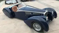 Replika Bugatti Type 57 C Corsica Roadster. (Carscoops)