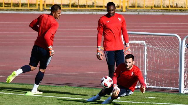 Intip Latihan Mbappe Cs Jelang Hadapi Argentina di 16 Besar Piala Dunia 2018