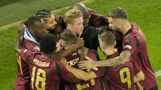 Kemenangan penting Belgia atas Rumania tak lepas dari pengaruh Kevin de Bruyne. Bintang Manchester City itu menjadi motor permainan De Rode Duivels saat menang dua gol tanpa balas atas Rumania. (AP Photo/Frank Augstein)