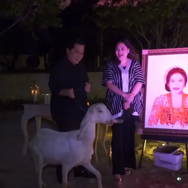 6 Momen Erick Thohir Rayakan Anniversary Pernikahan ke-23, Beri Istri Kado Kambing