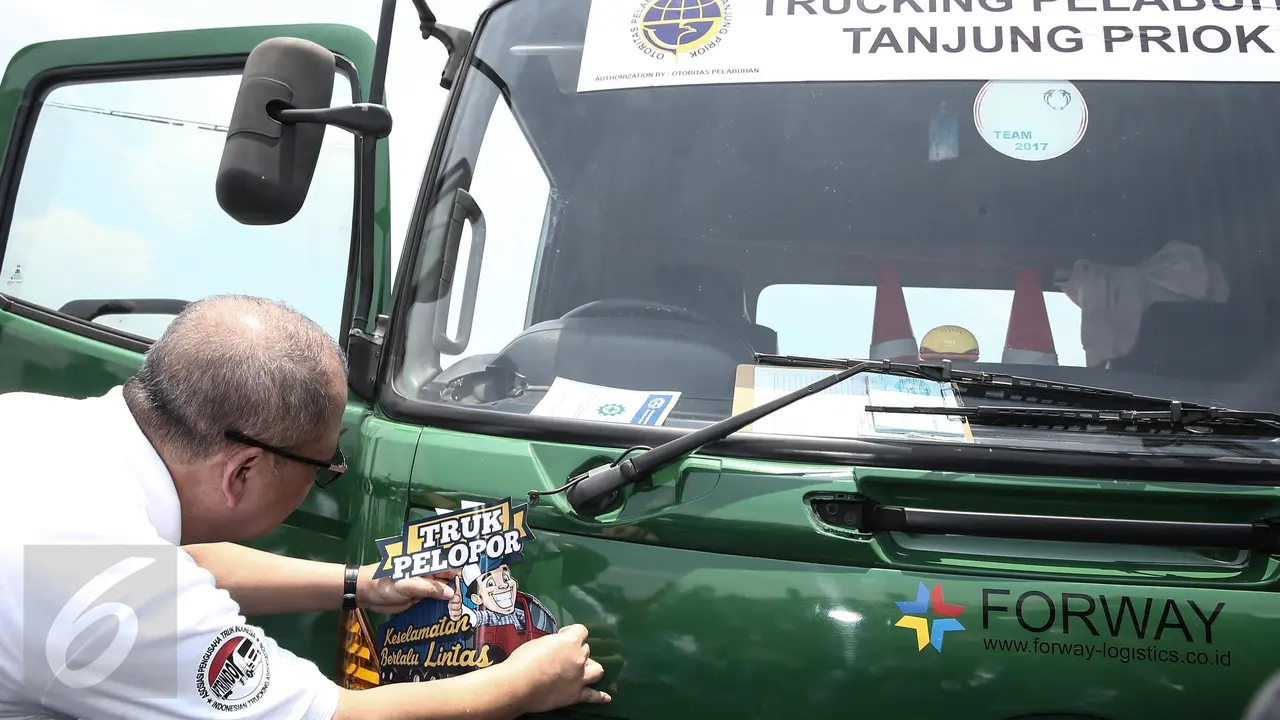 20170313-Kemenhub Deklarasikan Truk Pelopor Keselamatan-Fanani