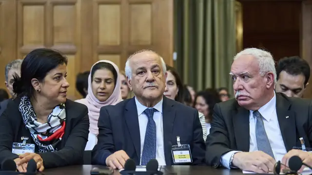 Penasihat kebijakan luar negeri Palestina, Riad Malki di International of Court Justice (ICJ), Jumat 19 Juli 2024. (AP)