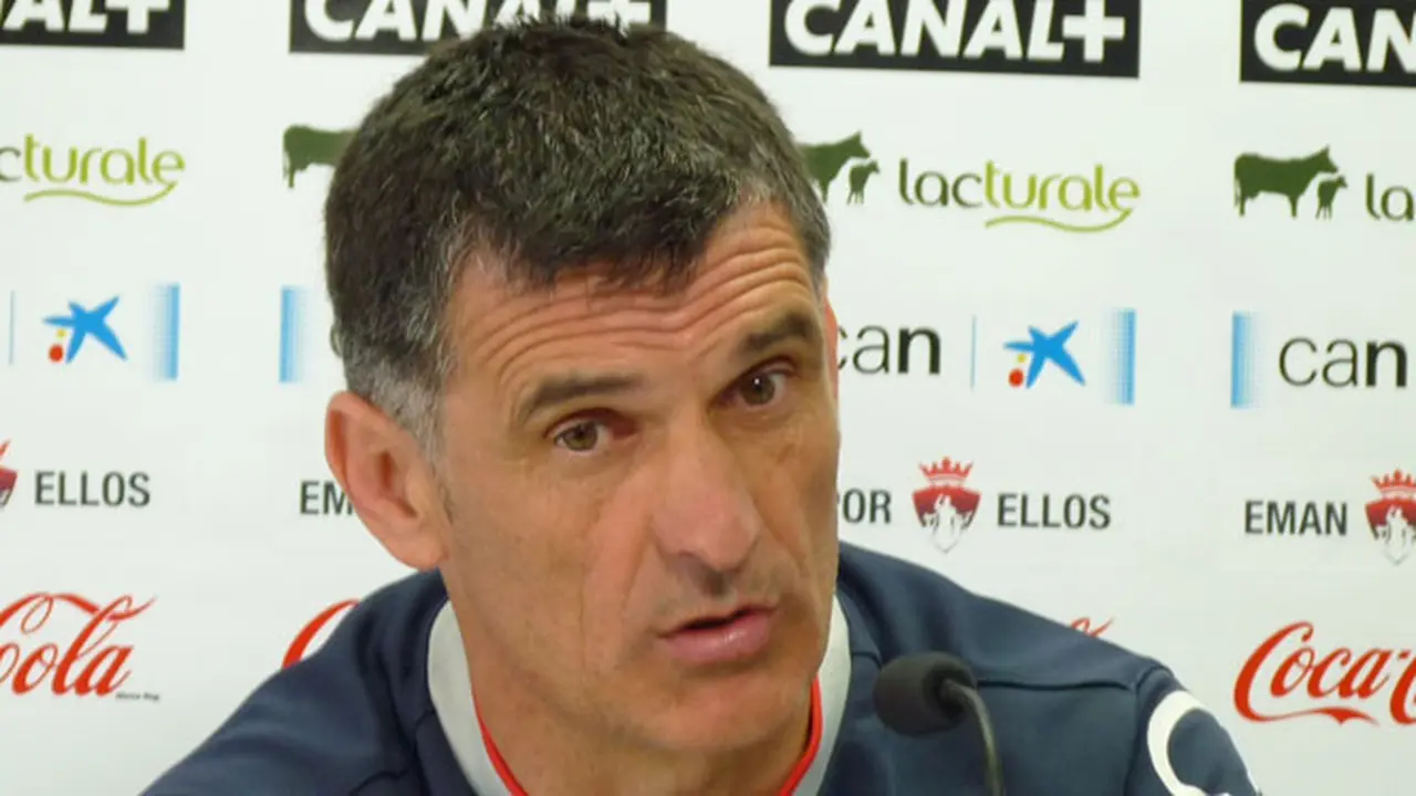 pelatih-osasuna-130903c.jpg