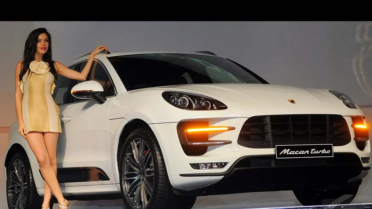 SPG Vs Porsche Macan, Ganasan Mana?