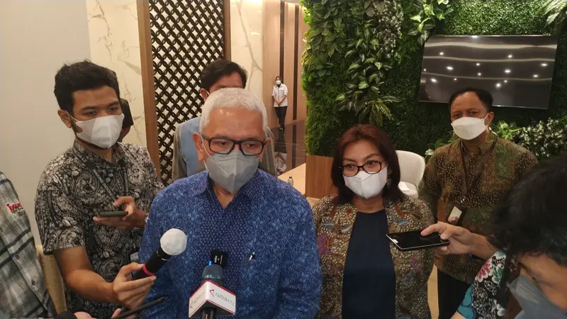 Deputi Bidang Koordinasi Ekonomi Digital, Ketenagakerjaan, dan UMKM Kemenko Perekonomian Rudy Salahuddin dan Direktur Eksekutif Manajemen Pelaksana Program (PMO) Kartu Prakerja Denni P Purbasari (Anisyah Al Faqir/Merdeka)