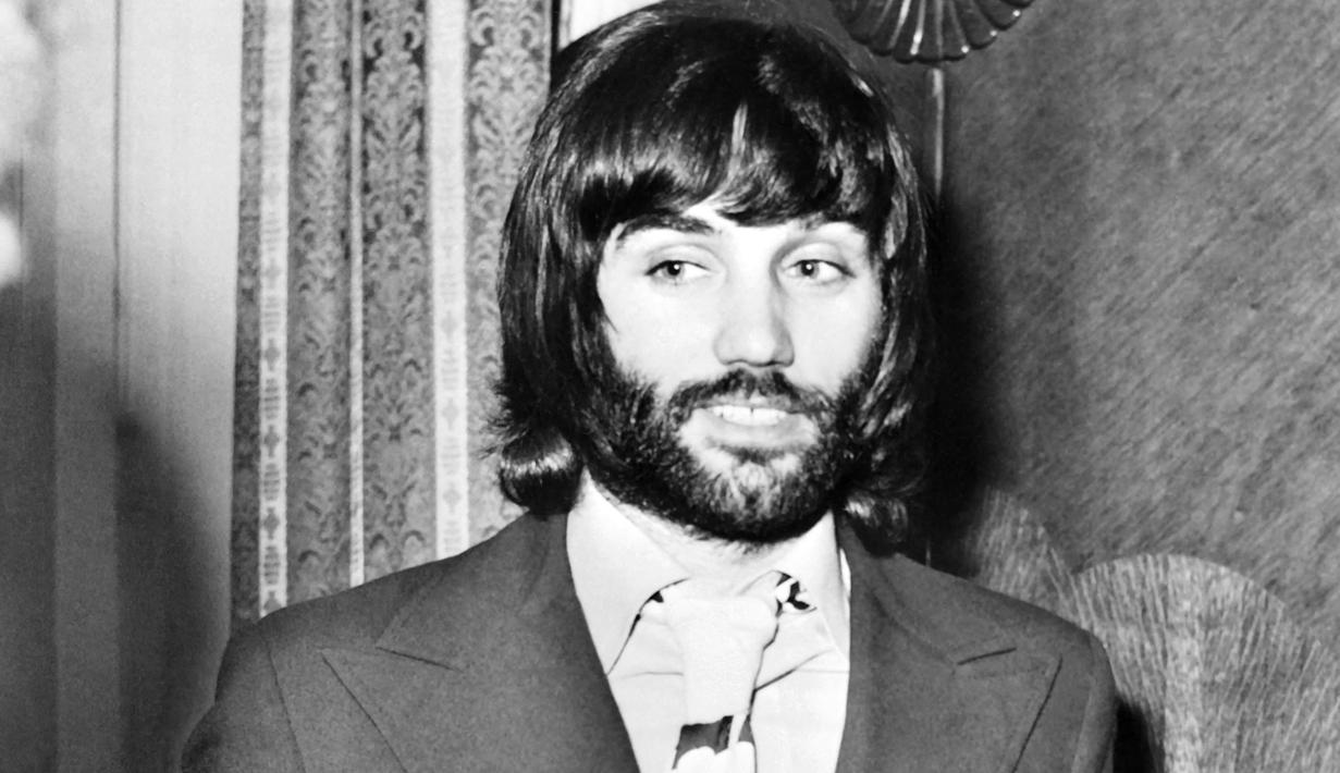 George Best merupakan salah satu pemain paling berbakat di Manchester United. Ia juga sukses menjadi satu dari sedikit lulusan akademi MU yang mampu memenangkan Ballon d'Or. Sepanjang kariernya di Old Trafford, Best telah mencetak 137 gol dari 353 penampilannya. (AFP)