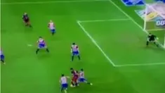 AS Roma manjamu Real Madrid di Stadion Olimpico, hingga Barcelona tekuk Sporting Gijon 3-1.