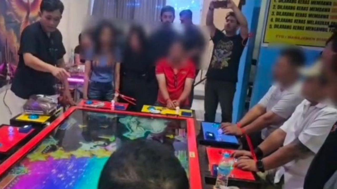 Polda Metro Jaya Gerebek Judi Berkedok Gim Anak di Jakbar-Jakut, Amankan Puluhan Orang