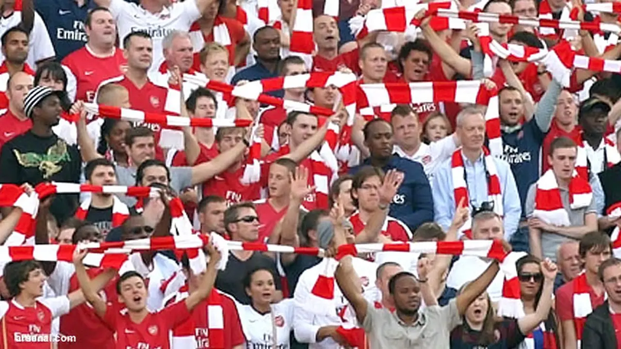 arsenal-support-130424b.jpg