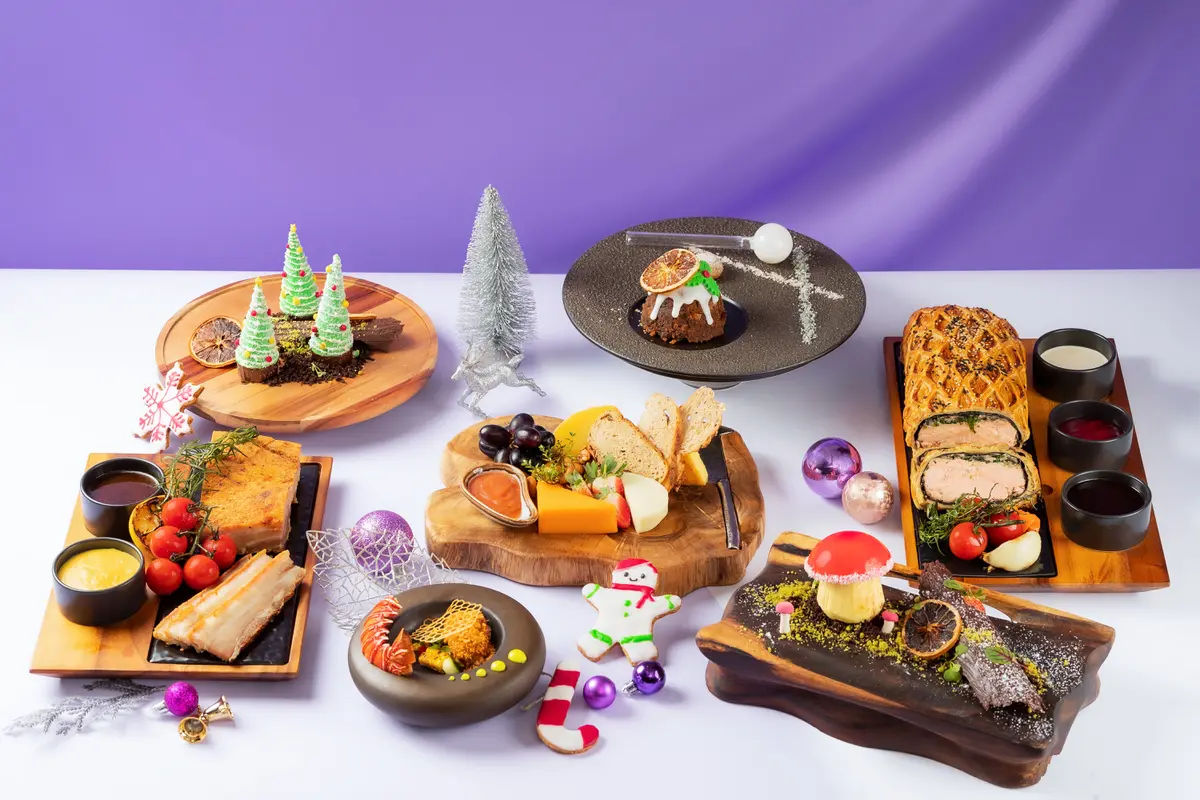 Selebrasi Momen Festive Akhir Tahun ala Royal Family di Ritz-Carlton Pacific Place
