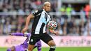 Joelinton. Gelandang serang berusia 25 tahun ini didatangkan Newcastle United dari Hoffenheim pada awal musim 2019/2020 dengan nilai transfer sebesar 44 juta euro atau setara Rp669 miliar. Selama total 3 musim, hingga kini ia telah tampil dalam 116 laga di semua ajang dengan torehan 14 gol dan 8 assist. Bersama Timnas Brasil ia belum melakukan debut di level senior. (AFP/Paul Ellis)