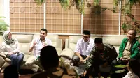 Ketua Umum AMK Rendhika D Harsono (kedua dari kiri) menghadiri acara bukber dengan keluarga besar PPP Kabupaten Garut, Jawa Barat, Sabtu (23/4/2022). (Ist)