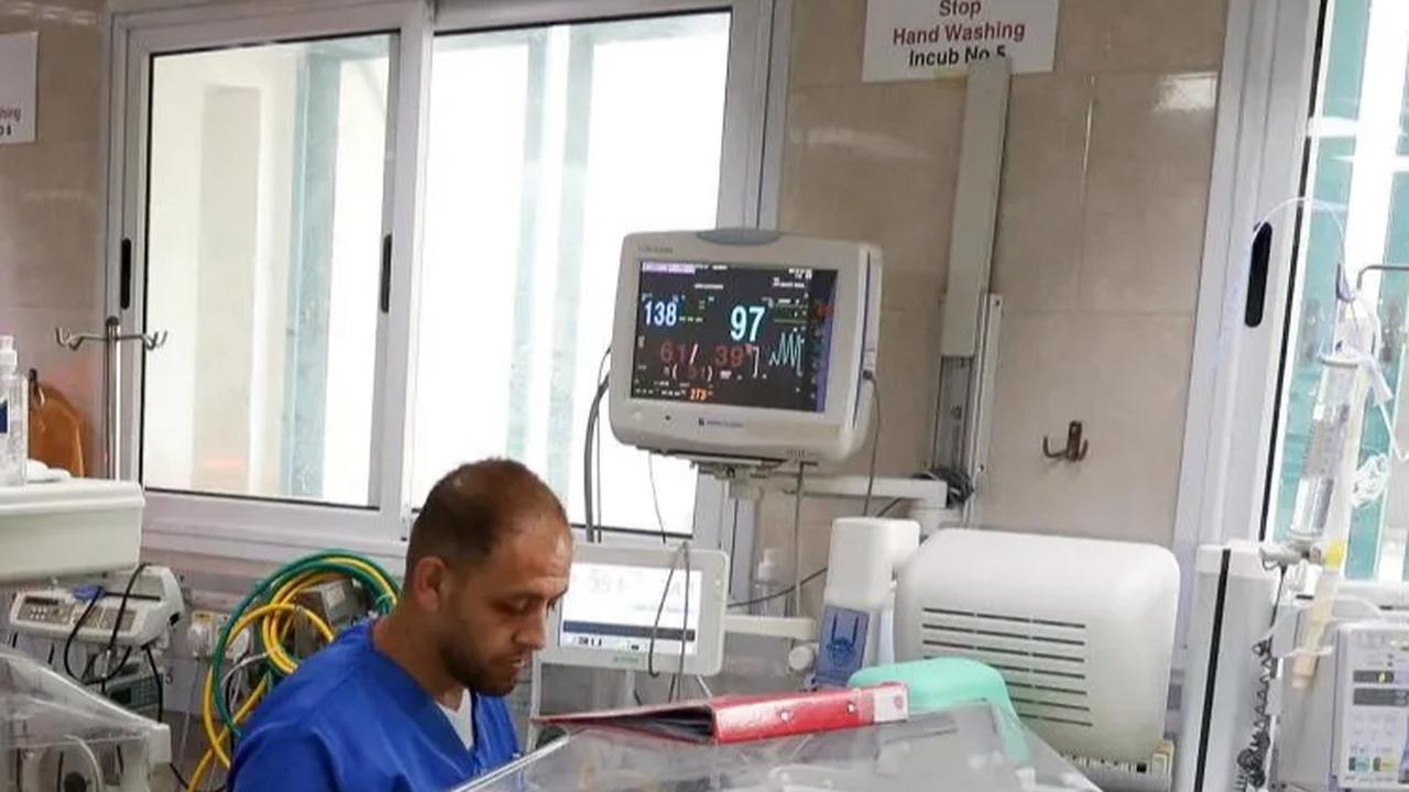 Dari data-data yang berhasil didapat menyebutkan bahwa lebih dari 100 bayi di rumah sakit Gaza sangat membutuhkan dukungan peralatan medis di tengah perang.<br>