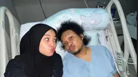 Istri Babe Cabita, Fati Indraloka, menepis kabar yang menyebut penyakit Babe Cabita dikarenakan konsumsi obat sakit kepala secara rutin. (Instagram.com/@babecabiita)