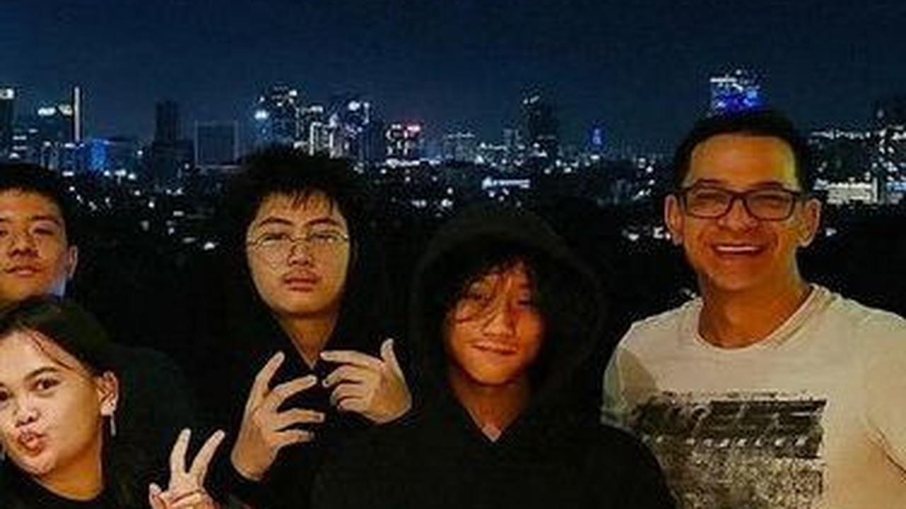Potret Ultah Kenzo Anak Ari Wibowo, Momen Manis Bareng Lovely Rumangkang Putri Angel Karamoy Disorot