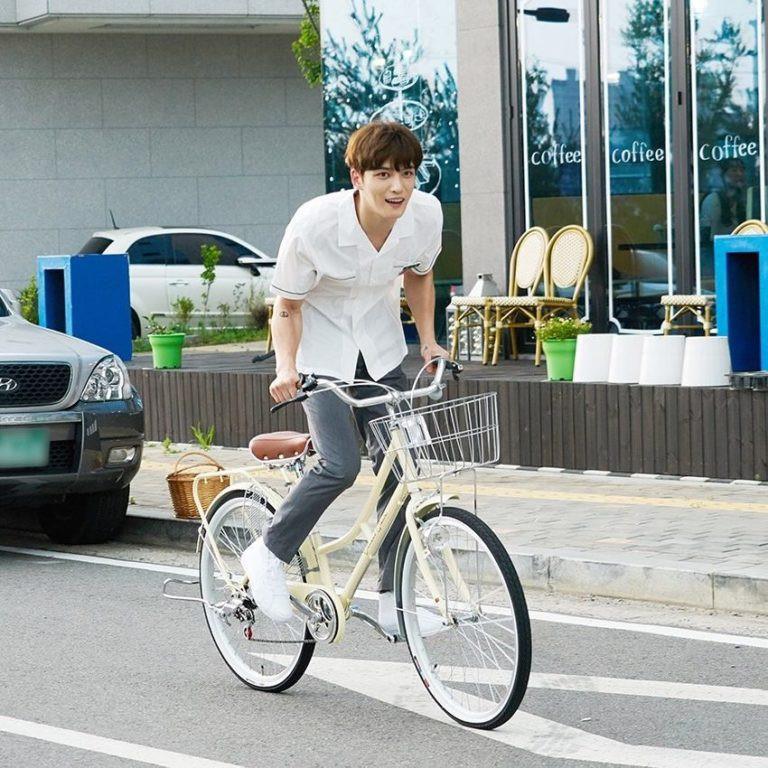 Kim Jaejoong `JYJ` dalam balutan seragam sekolah di drama barunya (Soompi)