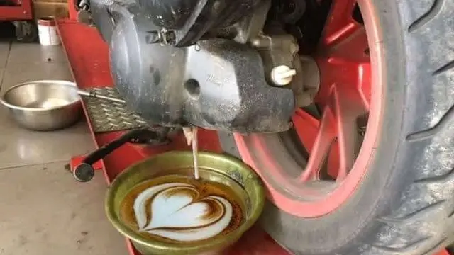 6 Kreasi Nyeleneh Latte Art Layaknya Buatan Barista Ini Bikin Melongo