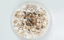 Trik Mudah Atasi Jerawat Meradang dengan Masker Oatmeal dan Madu