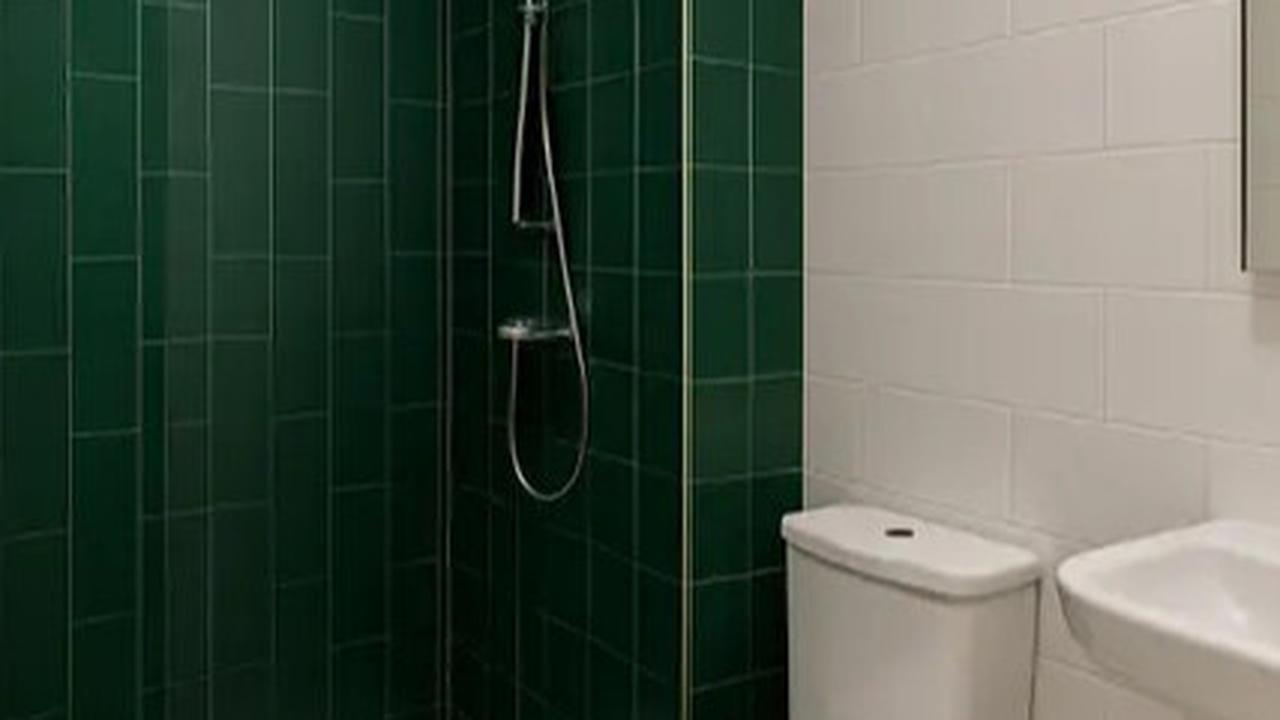 6 Inspirasi Desain Kamar Mandi Minimalis 2x2 yang Elegan dan Estetik