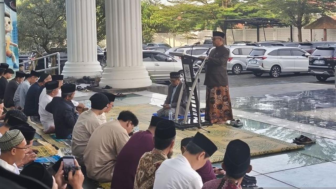 Mendikdasmen Abdul Mu'ti Ajak Umat Muslim Raih Harta Bersih dan Halal di Idul Fitri 1447 H