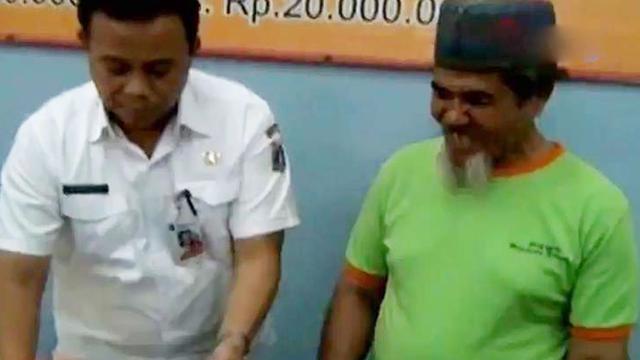 Segmen 2: Muklhis Pengemis Tajir hingga Sidang Pembelaan Jessica